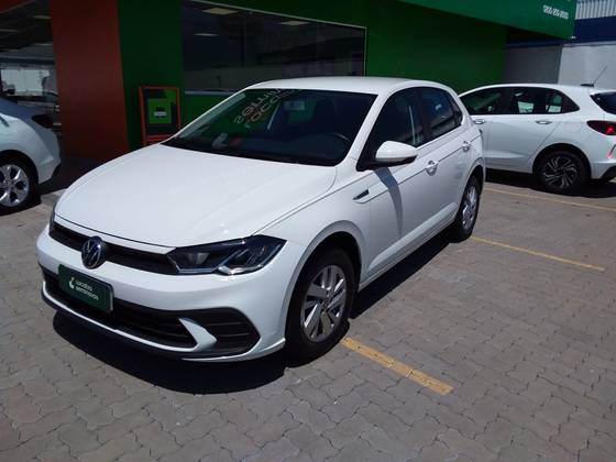 VOLKSWAGEN POLO 1.0 170 TSI COMFORTLINE AUTOMÁTICO VOLKSWAGEN POLO 1.0 170 TSI COMFORTLINE AUTOMÁTICO